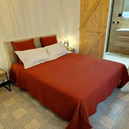 Lou Mouli Di Baou Bed & Breakfast Labeaume Dış mekan fotoğraf