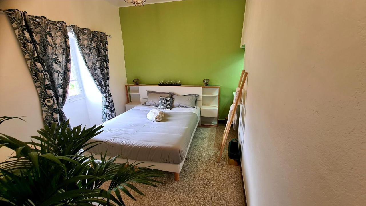 Lou Mouli Di Baou Bed & Breakfast Labeaume Dış mekan fotoğraf