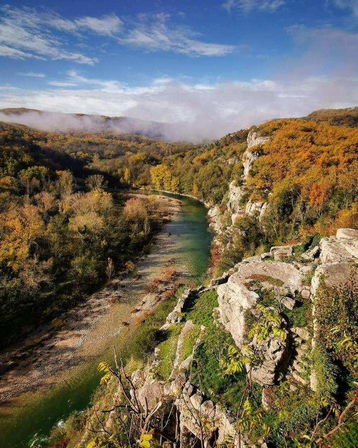 Lou Mouli Di Baou Bed & Breakfast Labeaume Dış mekan fotoğraf