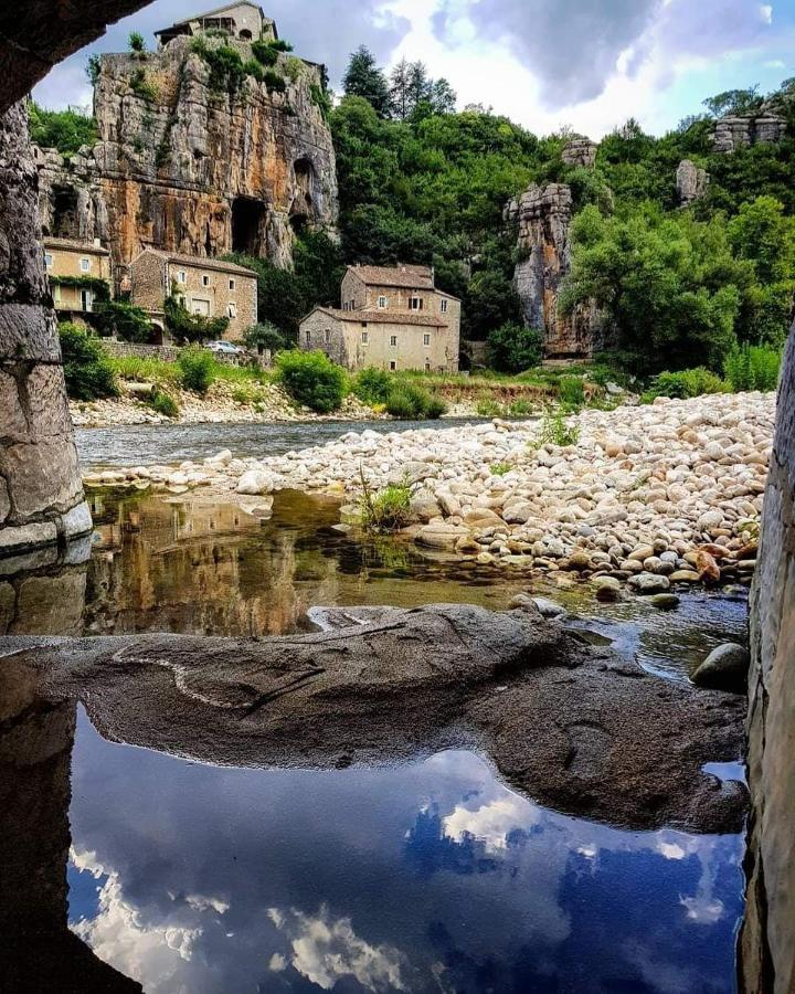 Lou Mouli Di Baou Bed & Breakfast Labeaume Dış mekan fotoğraf