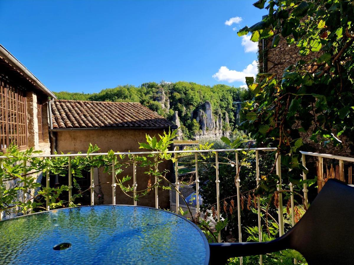 Lou Mouli Di Baou Bed & Breakfast Labeaume Dış mekan fotoğraf