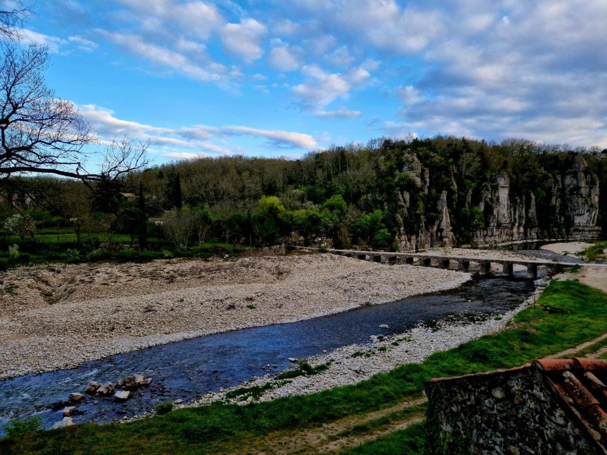 Lou Mouli Di Baou Bed & Breakfast Labeaume Dış mekan fotoğraf