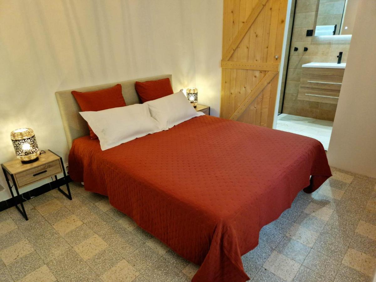 Lou Mouli Di Baou Bed & Breakfast Labeaume Dış mekan fotoğraf